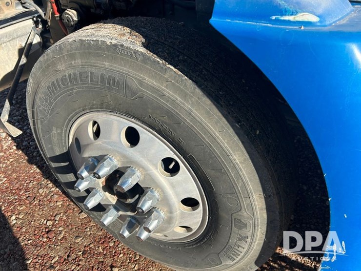 2004-international-9200i-image-14