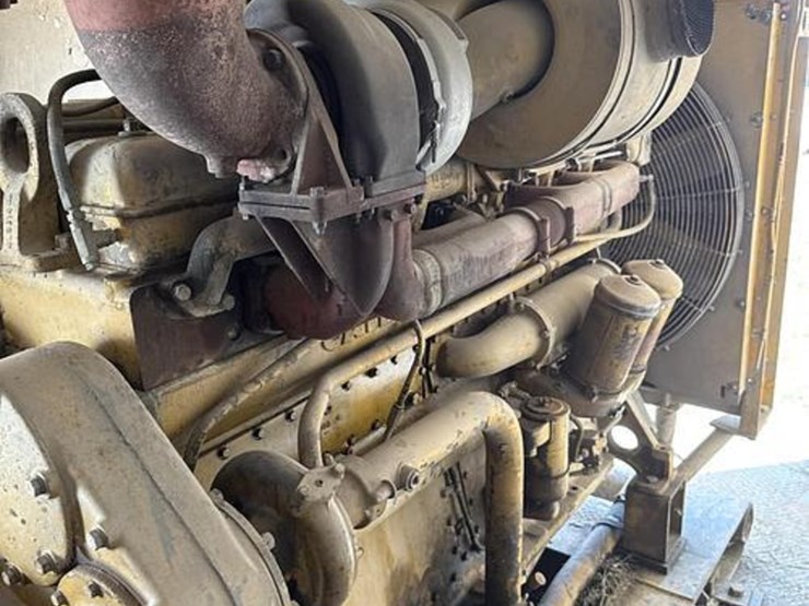 caterpillar-d353-image-2