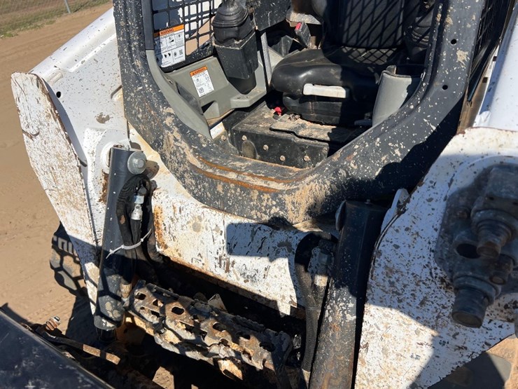 2019-bobcat-t595-image-18