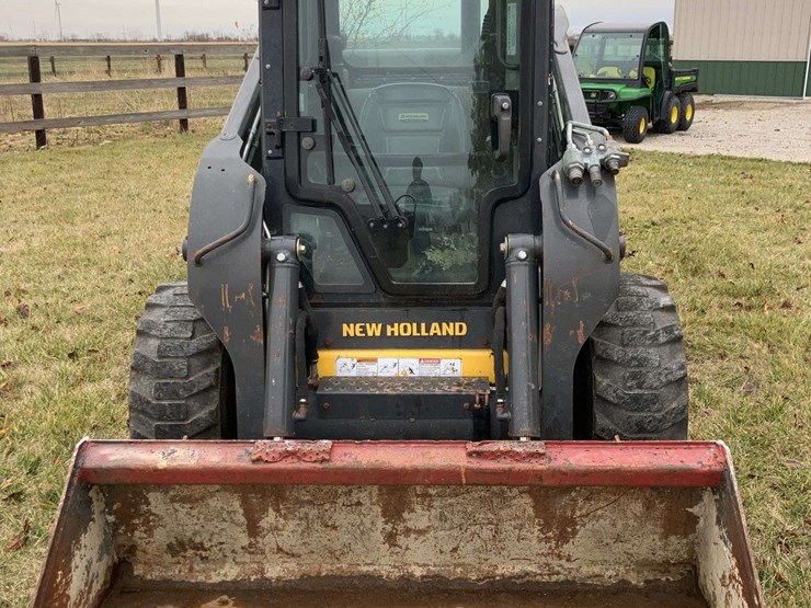 2018-new-holland-l228-image-4