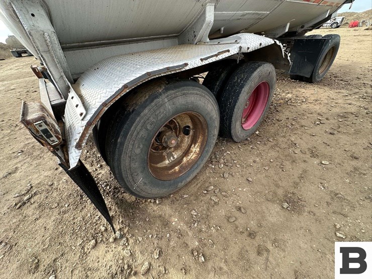 1966-industrial-ags-20-tanker-trailer---kennewick,-wa-image-12