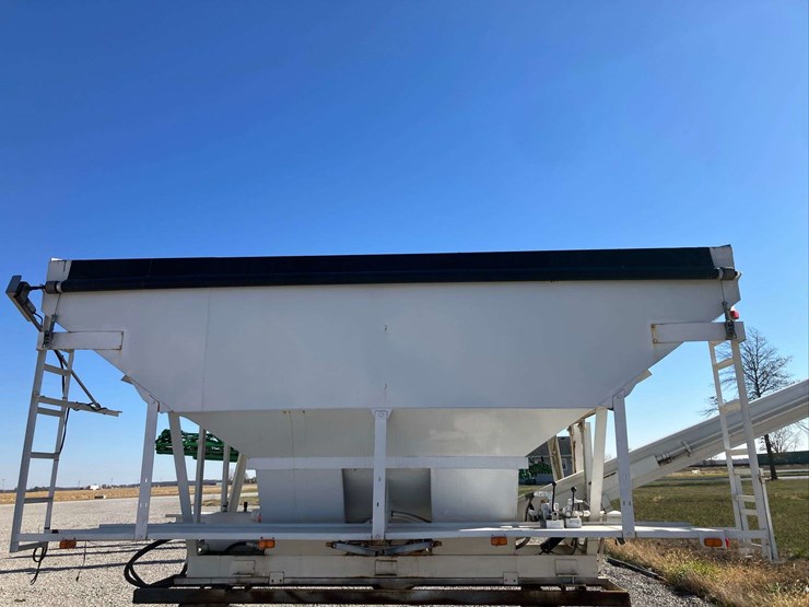 simonsen-fertilizer-tender-dual-bin-hopper---no-chassis-image-2