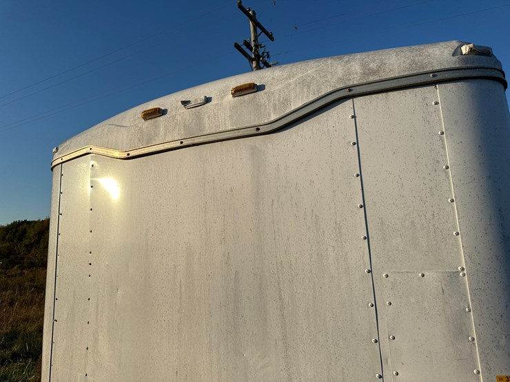 #32839-•-16'-t/a-enclosed-cargo-trailer-vin:-16hpb16244h122978-image-28