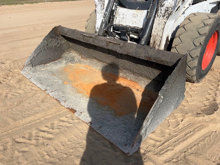 2022-bobcat-s740-image-14