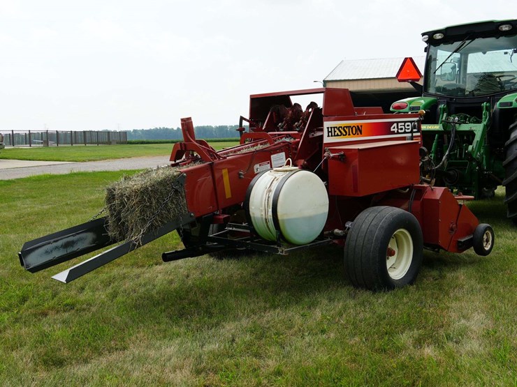 hesston-4590-image-5