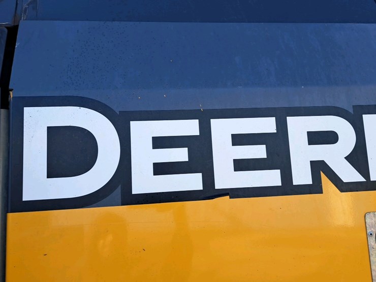 2018-deere-524k-image-8