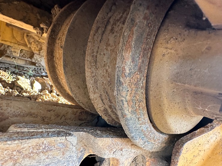 caterpillar-d5k2-image-11