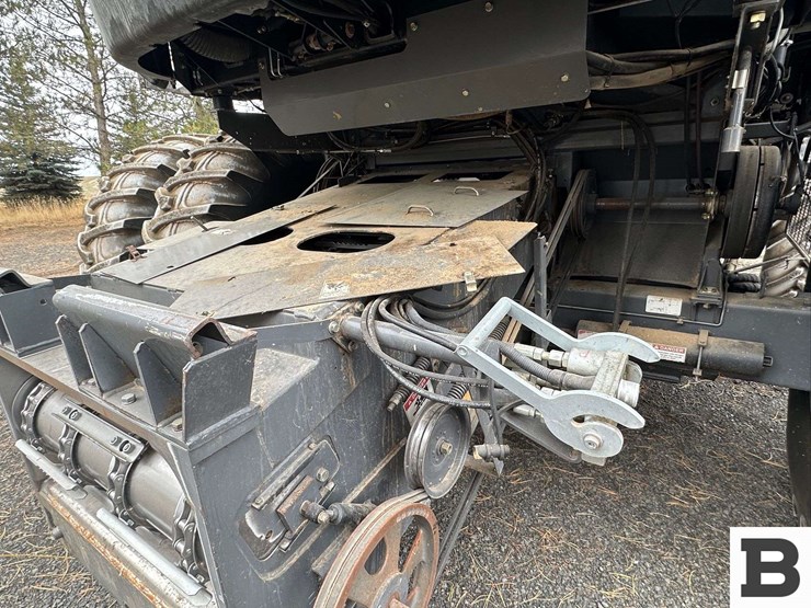 2008-gleaner-r75-image-14