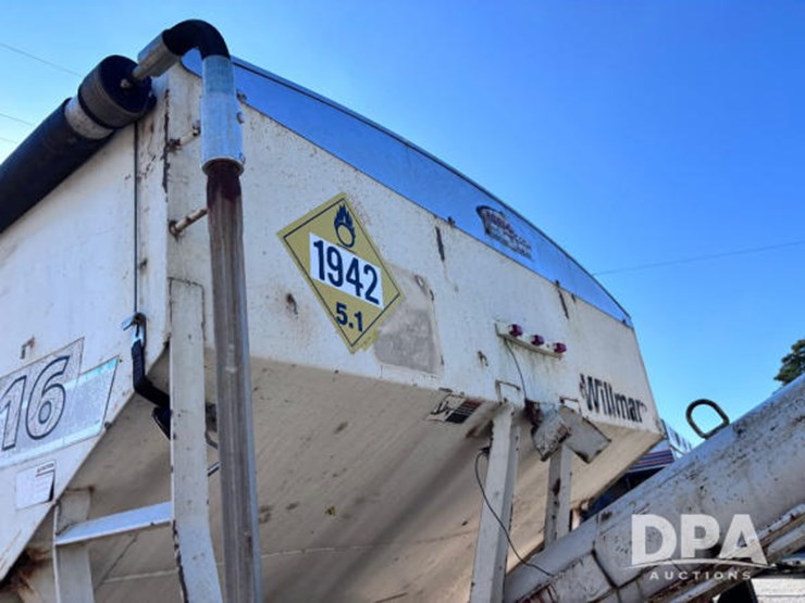 2003-volvo-10-image-43