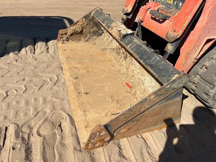 2015-kubota-svl75-2-image-9