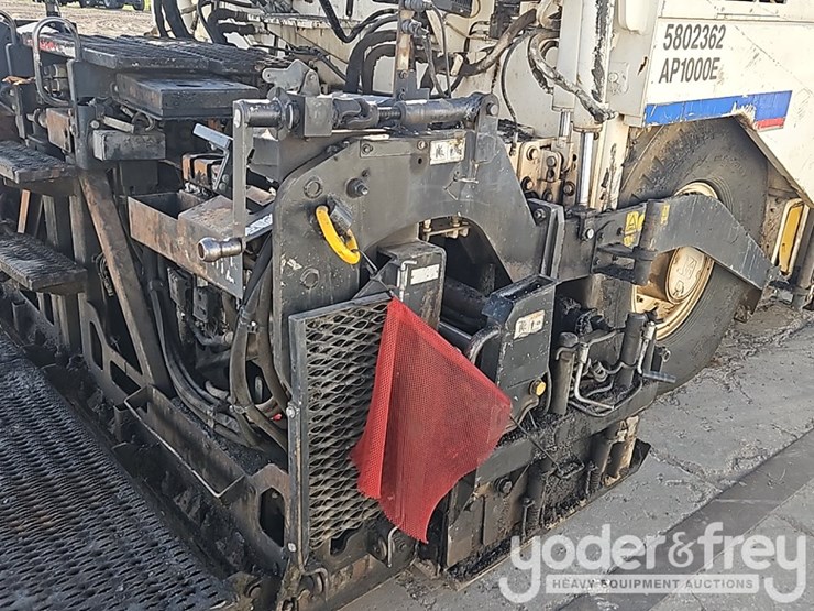 2014-caterpillar-ap-1000e-image-15