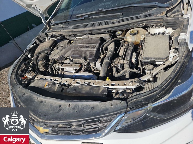 2018-chevrolet-cruze-lt-4dr-hatchback-image-15