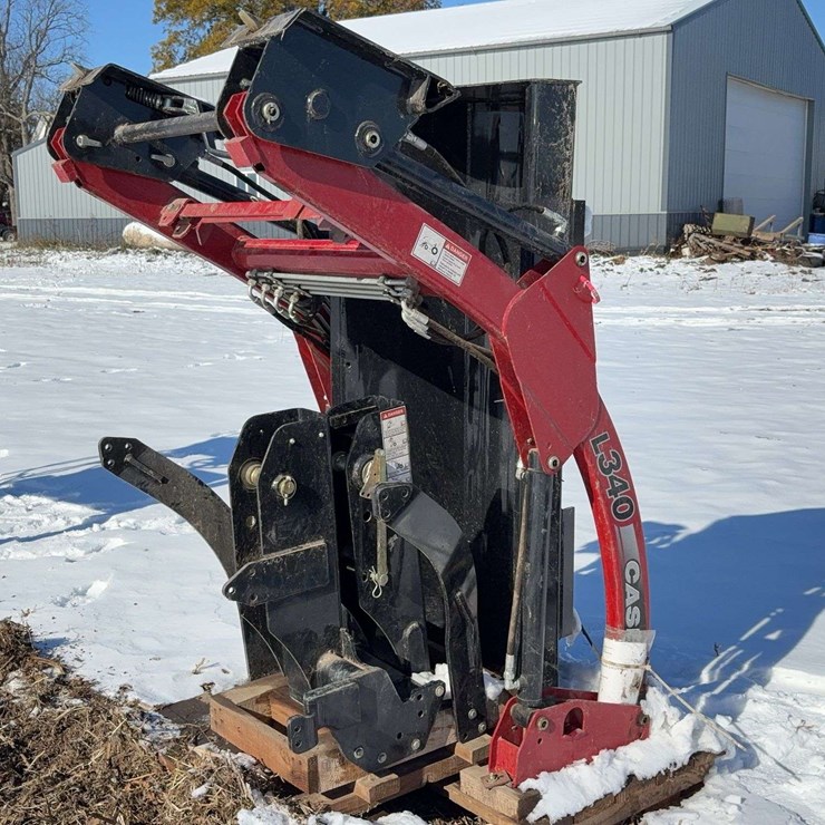 CASE IH L340