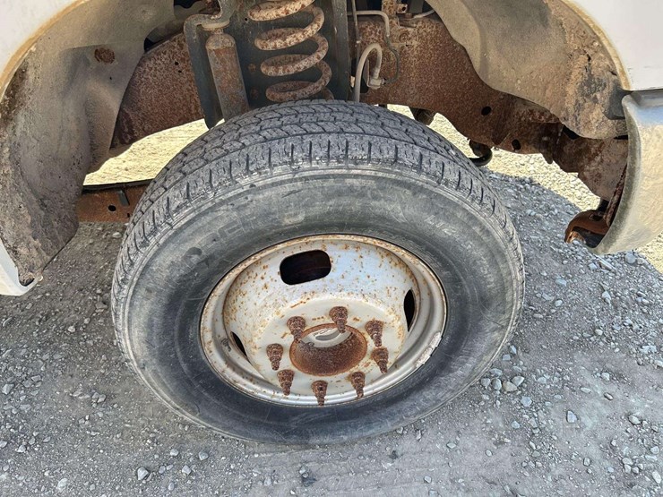 2015-ford-f350-image-29