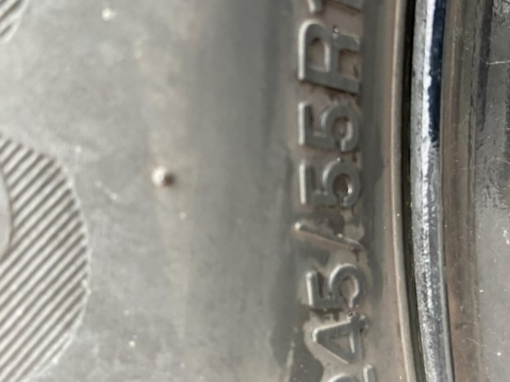 2014-ford-explorer-image-35