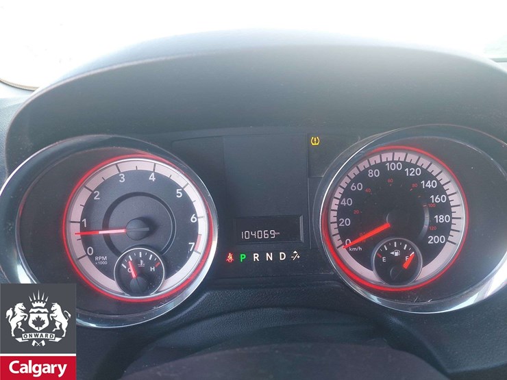 2012-dodge-grand-caravan-image-18