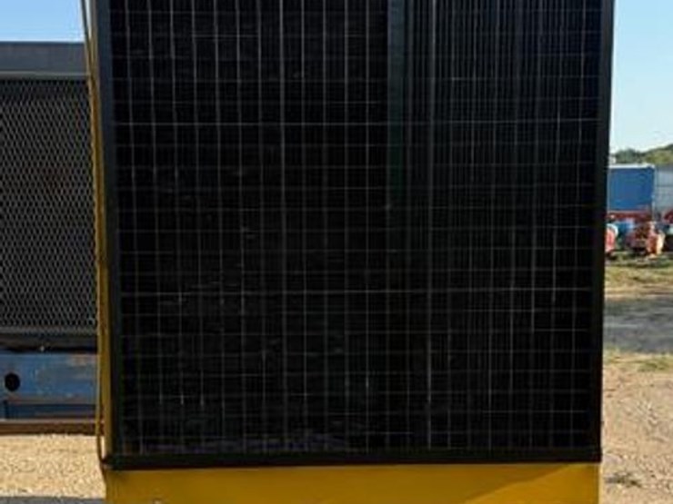 caterpillar-c15-image-2