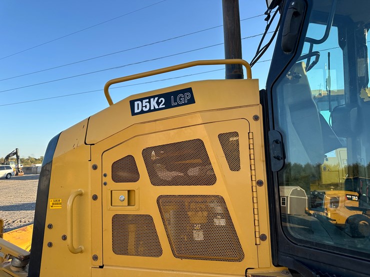 caterpillar-d5k2-image-24
