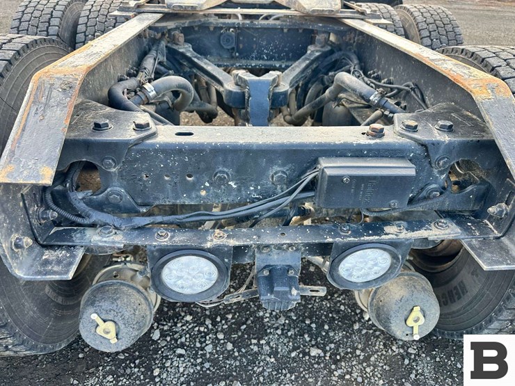 1999-kenworth-t800-image-49