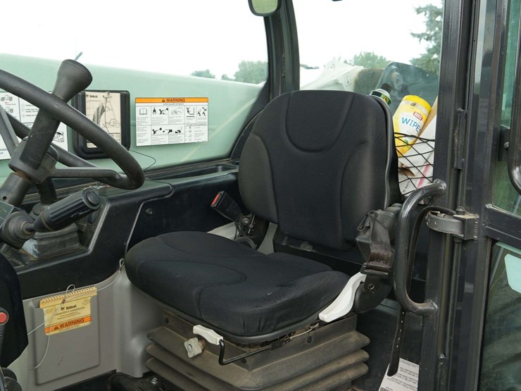2017-bobcat-v519-image-23