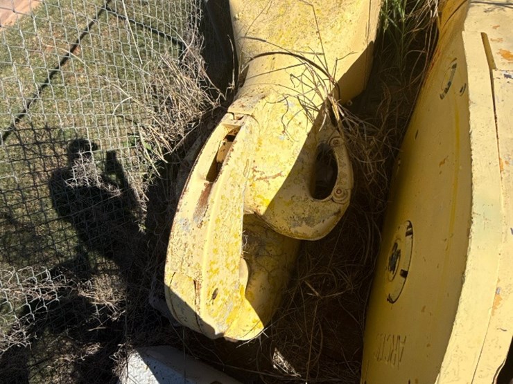 mckissick-250-ton-5-sheave-traveling-block-&-hook-image-1