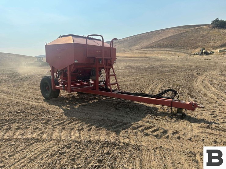 hinker-company-seed-cart---dayton,-wa-image-9