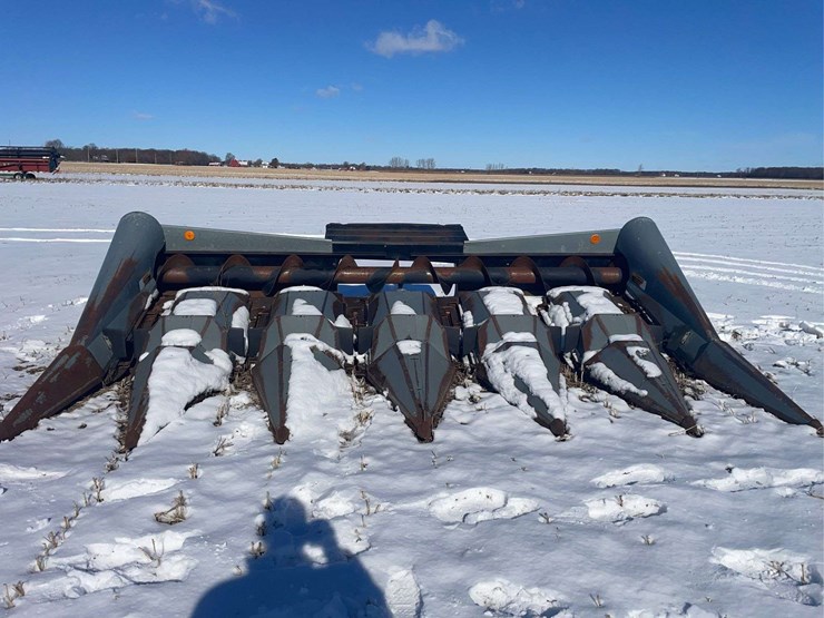 allis-chalmers-630a-corn-head-image-18