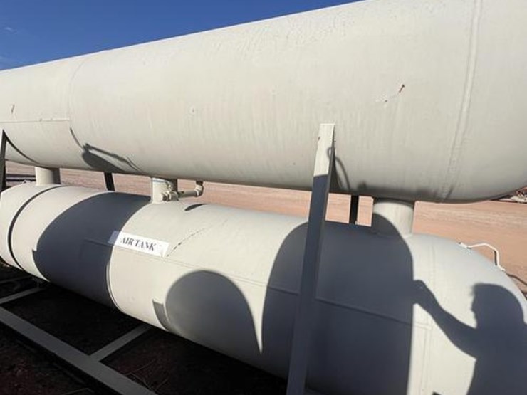 bulk-air-pressure-tank-2000-gallon-image-2