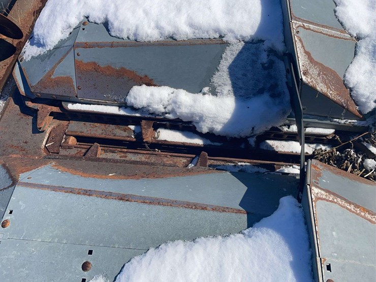 allis-chalmers-630a-corn-head-image-16