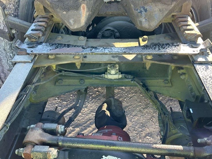 2016-peterbilt-579-image-36