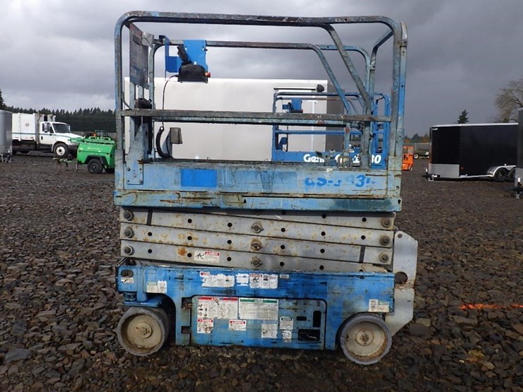 genie-gs1930-image-2