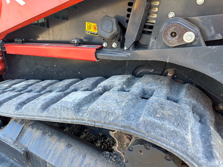 kubota-svl75-2-image-5