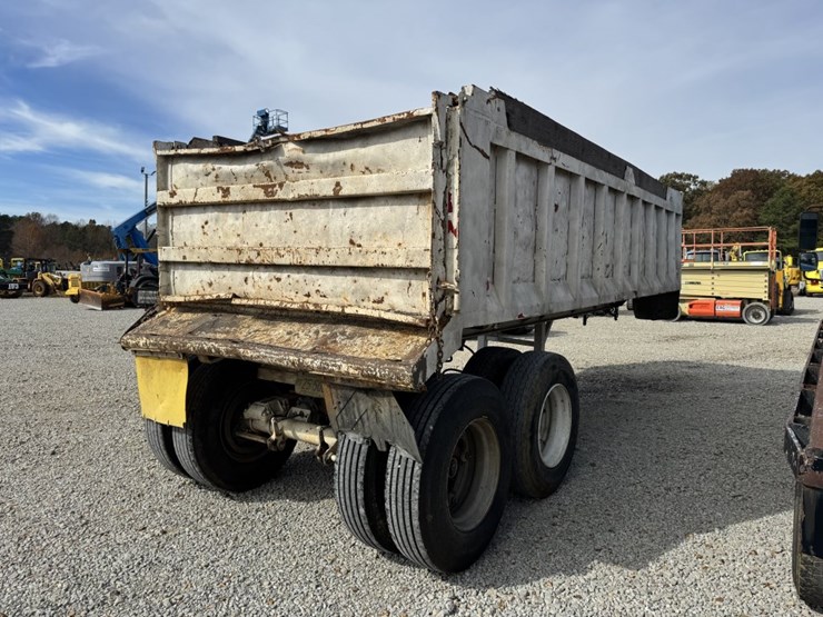 #4665-•-20'-dump-trailer-image-5