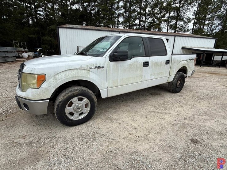 2014-ford-f150-xlt-image-1