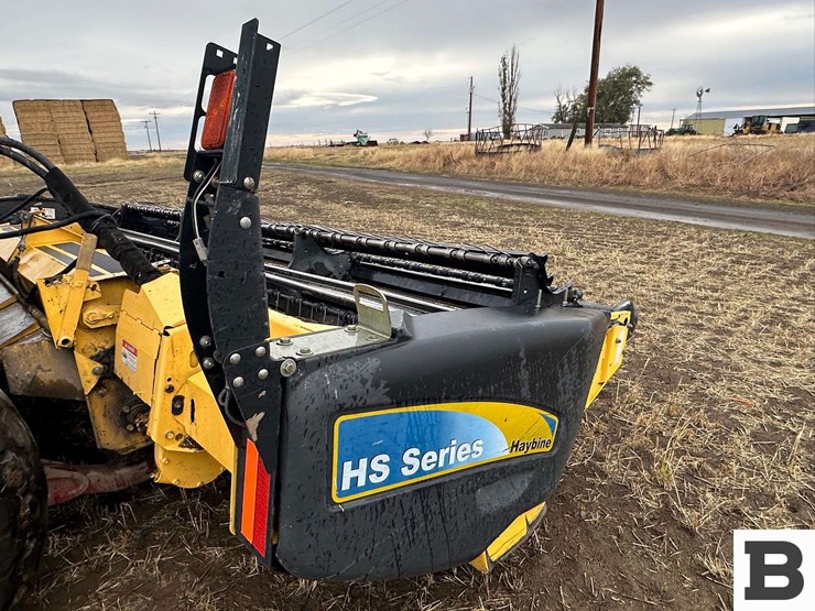 2009-new-holland-h8040-image-45