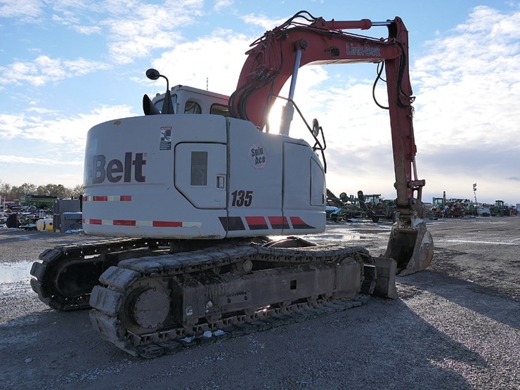 2010-link-belt-135a-hydraulic-excavator,-sn:hex7136,-erops,-qt-24''-bucket,-image-4