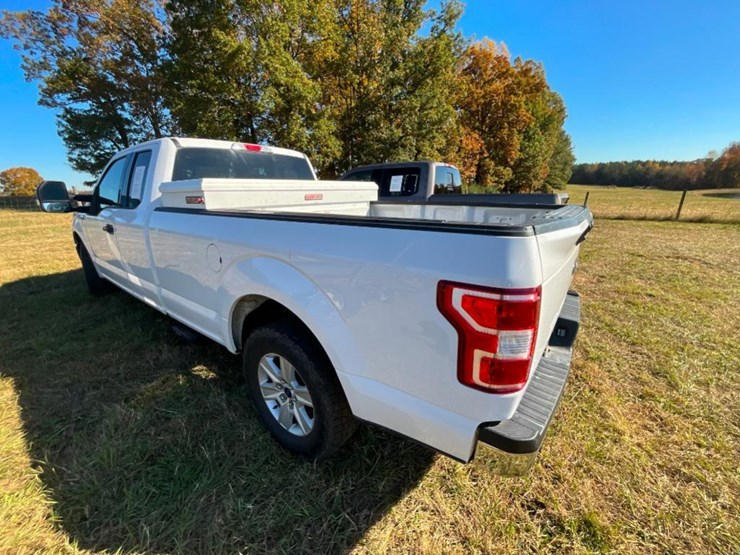 2019-ford-f150-xlt-image-6