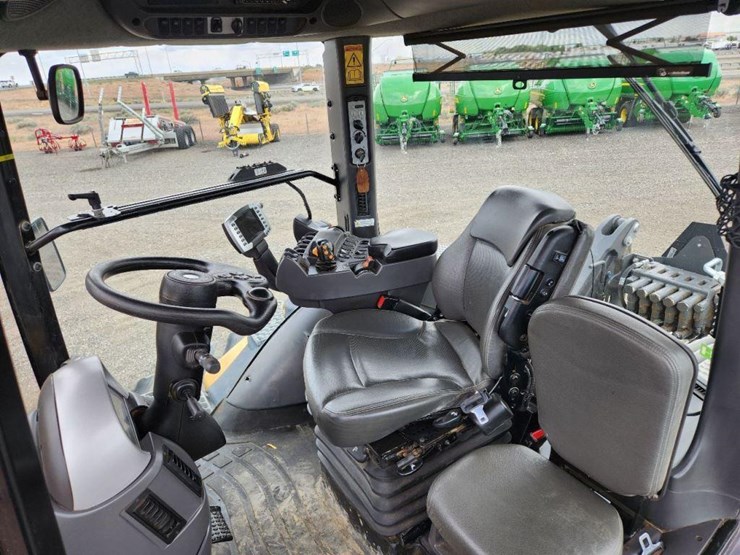 2020-agco-mt875e-large-frame-row-crop-track-tractor-image-9