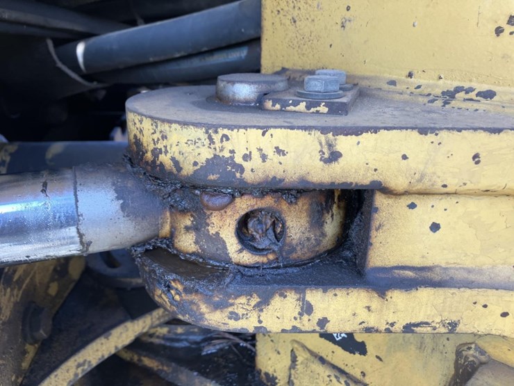 caterpillar-535b-image-19