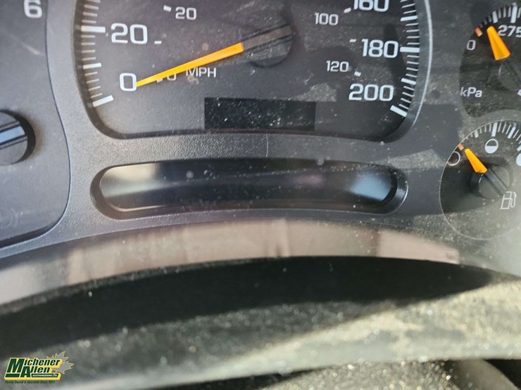 2003-gmc-sierra-1500-image-8