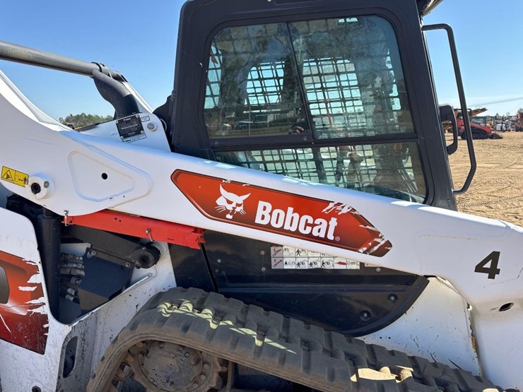 2021-bobcat-t66-image-19