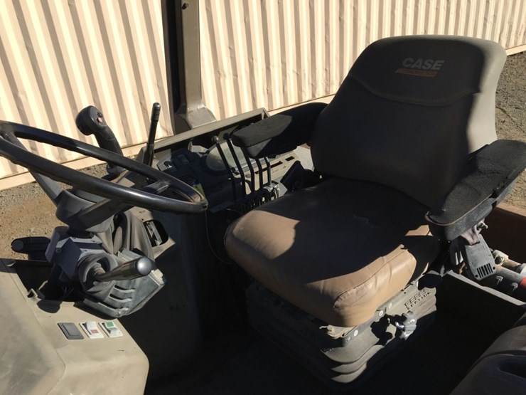 2007-case-570m-xt-image-7