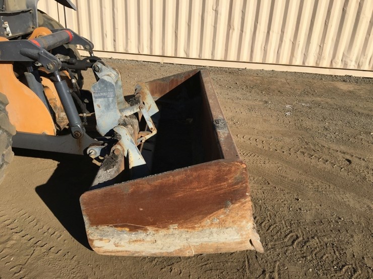 2007-case-570m-xt-image-10