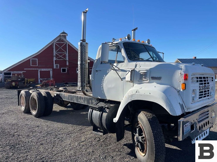1972-gmc-9500-image-3