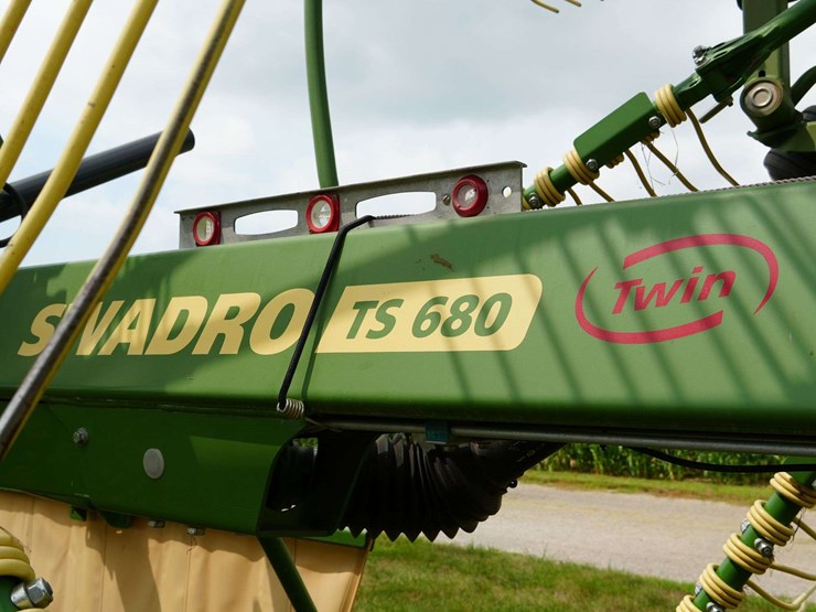 krone-swadro-twin-rotary-hay-rake-image-22