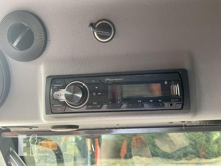 2007-kubota-f3680-image-22