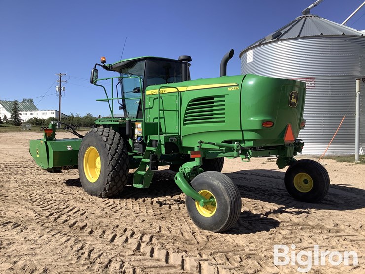 2021-john-deere-w235-image-7