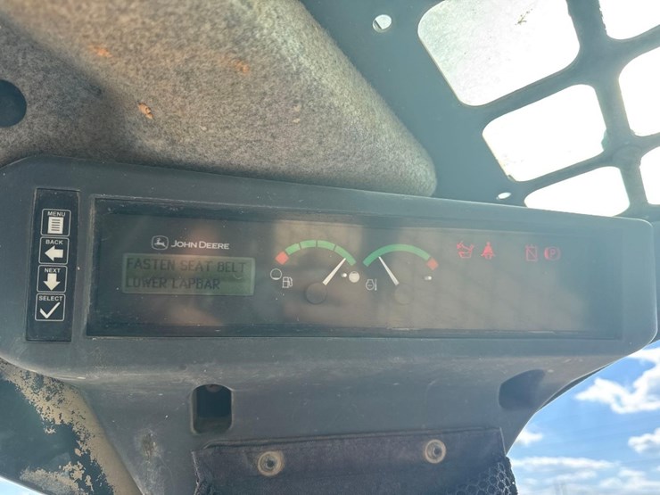 2021-deere-325g-image-27