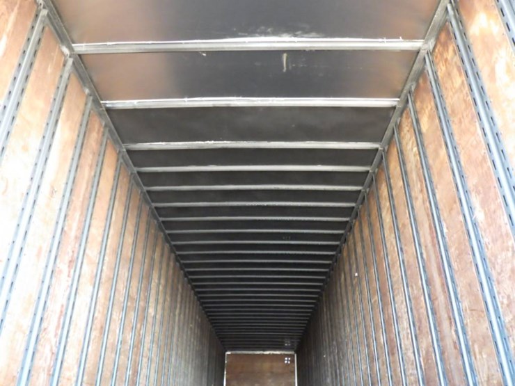 2012-utility-4000d-x-image-22