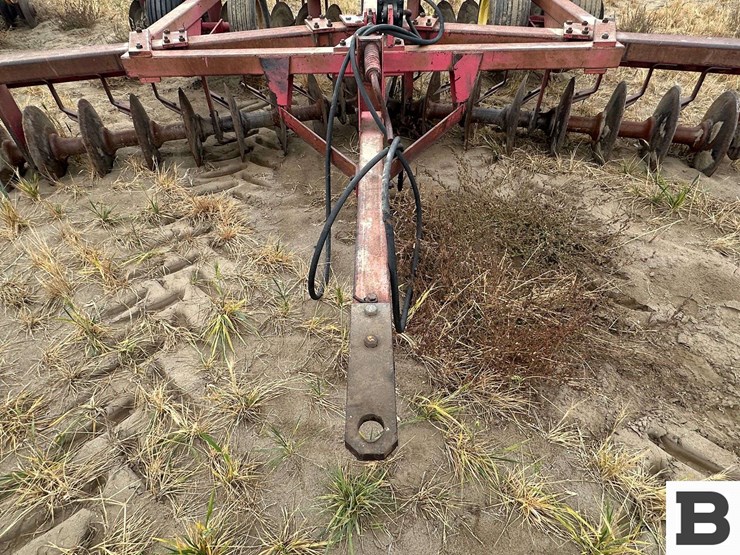 massey-ferguson-720-image-7